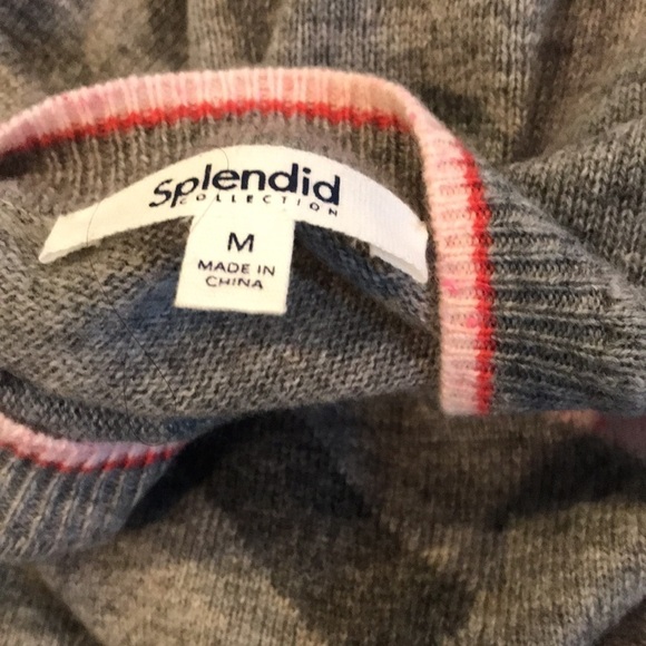 SPLENDID X&O’s Gray Knit Sweater Size Medium - Picture 9 of 10